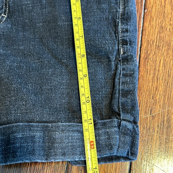 White House Black Market black denim 4 inch shorts size 4 - Picture 7 of 7